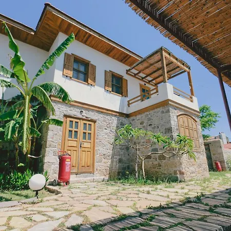 Madran House Szálloda